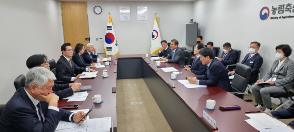 김돈곤 청양군수, 농식품부에 농촌용수 개발사업 지원 건의