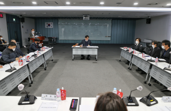 먹거리 위원회 회의 진행 모습