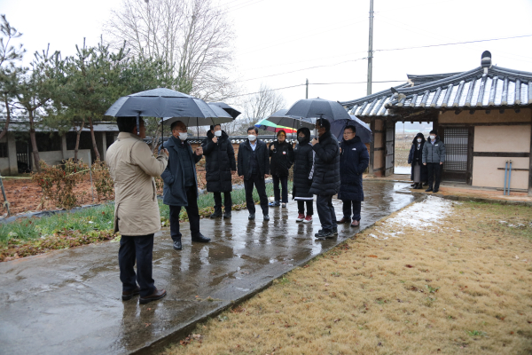 서산시의회 예결위, 현장방문 (서산 김동진 가옥)