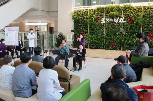 건양대병원은 스마트가든을 면회 장소 및 휴게실로 활용