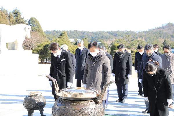 현충원 참배 모습