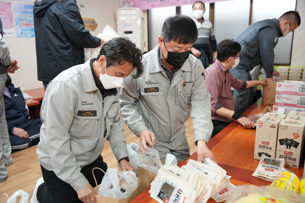4일 대전시 관내 독거노인 및 장애인 가정을 위한 새해맞이 밑반찬 나눔 봉사활동