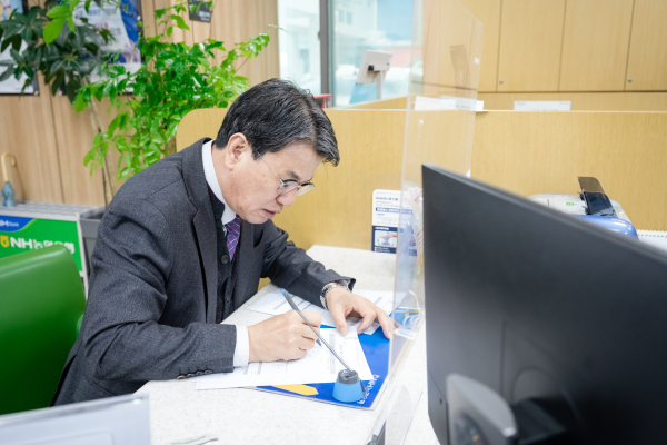 김돈곤 청양군수, 공주시. 부여군에 ‘고향사랑기부’ 모습