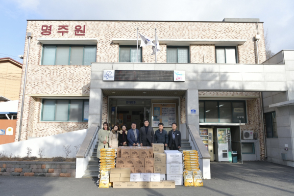 최원철 시장 사회복지시설 위문 사진