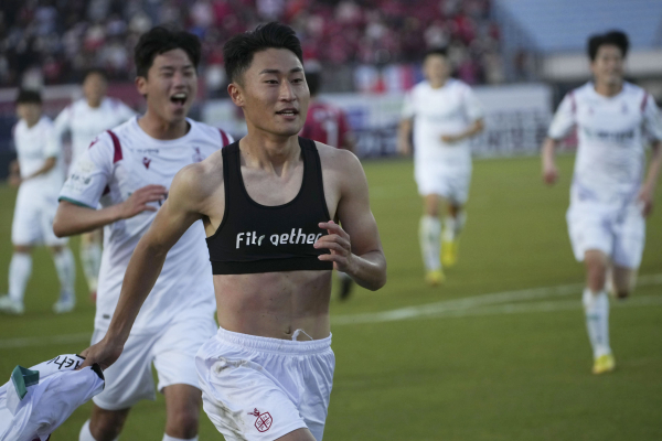 승강PO2차전, 이진현 골세레모니