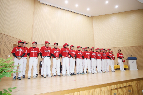 대덕대학교 야구부 단체사진