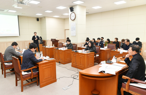 청년정책 의원연구회 최종보고회 사진