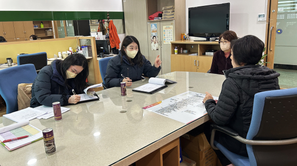 지난 13일부터 진행된 근로자 근골격계 부담작업 유해요인조사 모습