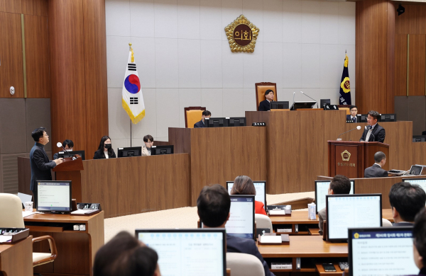 안장헌 의원 긴급현안질문