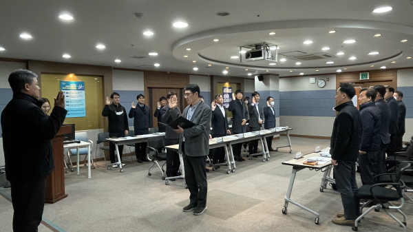 영·섬유역본부, 가뭄극복 결의대회 선서 모습