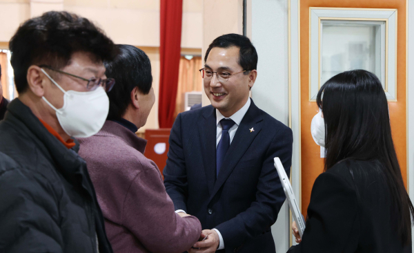 박희조 동구청장, 용운동 일원 하수관로 정비사업 주민설명회 개최 모습