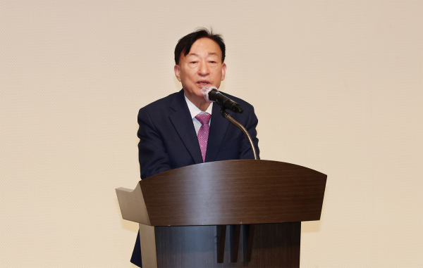 2023년 상반기 학원설립·운영자 연수에서 인사말하는 설동호 교육감