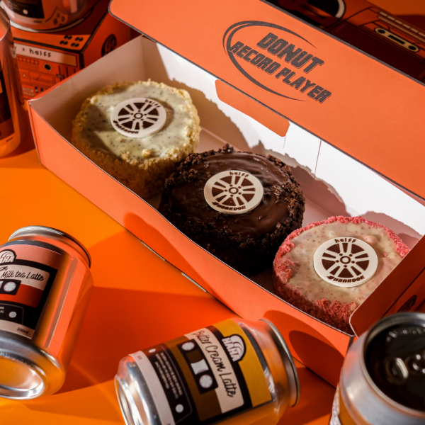 한국타이어X하프커피 화이트데이 기념 팝업스토어 하하 크림 도그