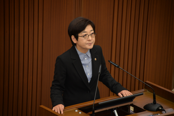 5분 발언하는 이순열 세종시의회 의원