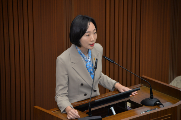 5분 발언하는 김효숙 세종시의회 의원