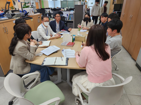 천안시청 방문 업무 공유 장면