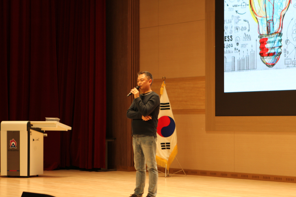 ‘범죄도시’ 강윤성 감독 초청해 ‘명사특강’ 진행 모습