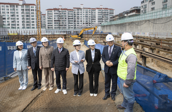 갈마 복합커뮤니티센터 건립 현장 점검 모습