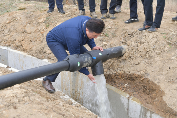 최재구 예산군수 구례리 양수장 시운전 현장 방문 모습