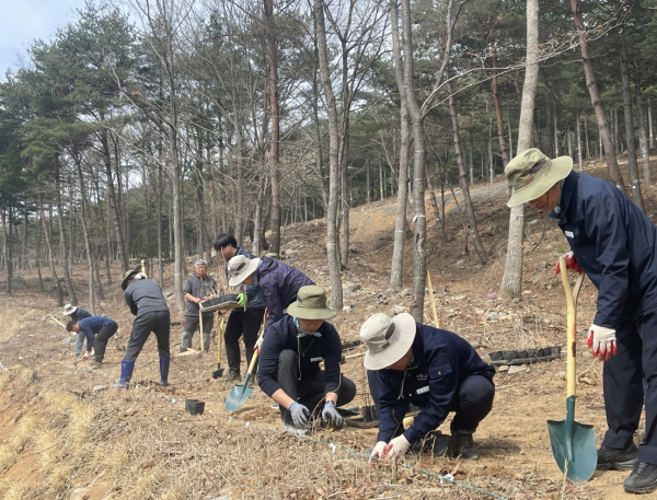 국립기억의숲 나무심기 행사
