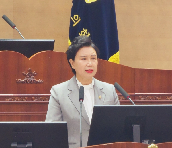 5분 발언을 하는 유영진 의원/박동혁 기자