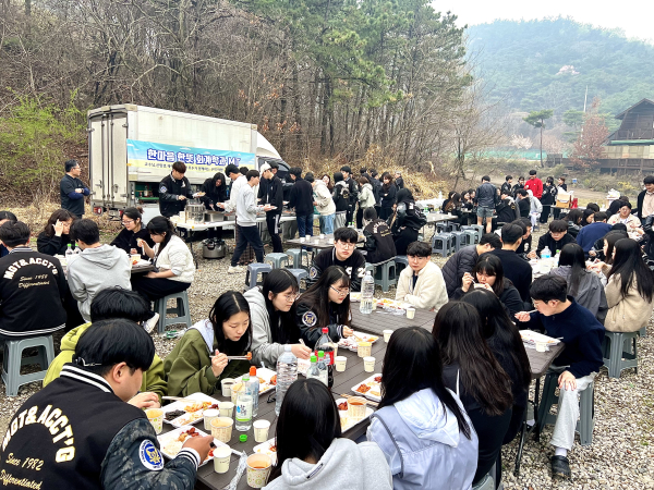 사랑의 밥차 풍경