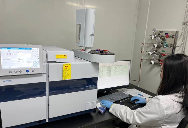 충남도 보건환경연구원, 농업용 호소수질 조사 모습
