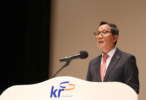 이병호 사장은 농지은행사업이 농업의 미래 산업화를 선도하는 핵심 동력으로 작동할 수 있도록 힘써줄것을 당부했다.