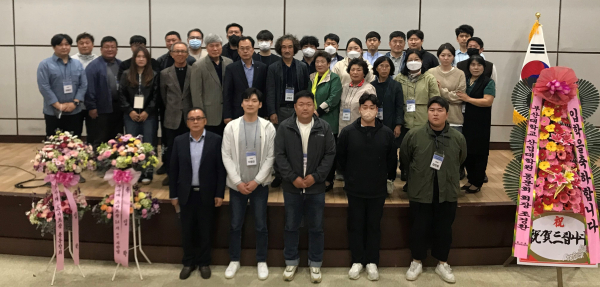 지역별 전문위탁교육 개강(4.21/부산대학교) * 양인규 한국농수산식품유통공사 농수산식품유통교육원장(2열 좌측 6번째)