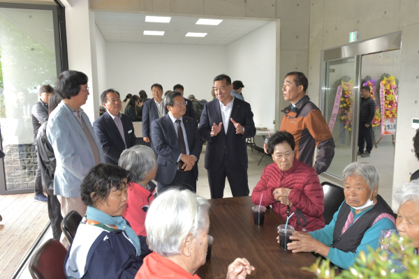 석장리유적 방문자센터 준공식 모습