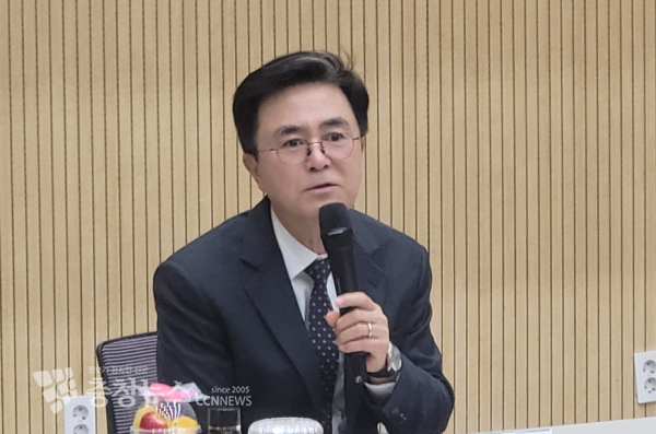 김태흠 충남도지사