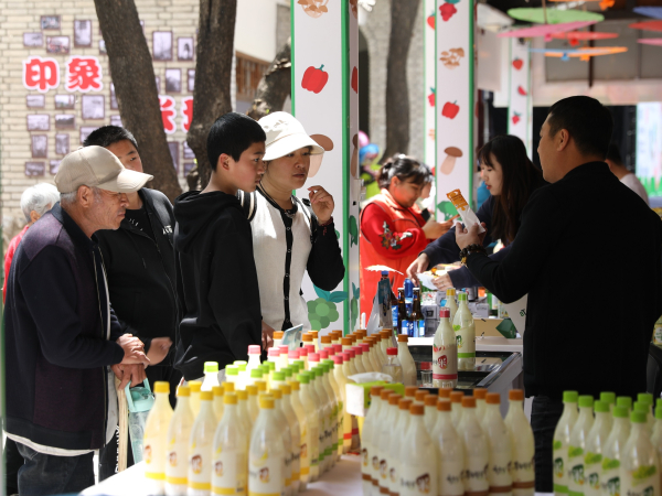 中 노동절 연휴 베이징 십도풍경구 K-페스타 현장