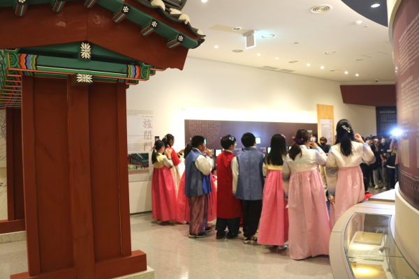 갈마초 전시체험 모습