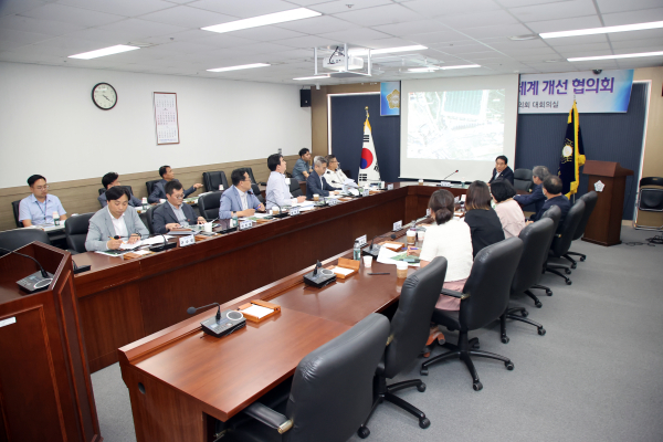 송악중고 앞 도로 교통 체계개선 협의회 진행 모습