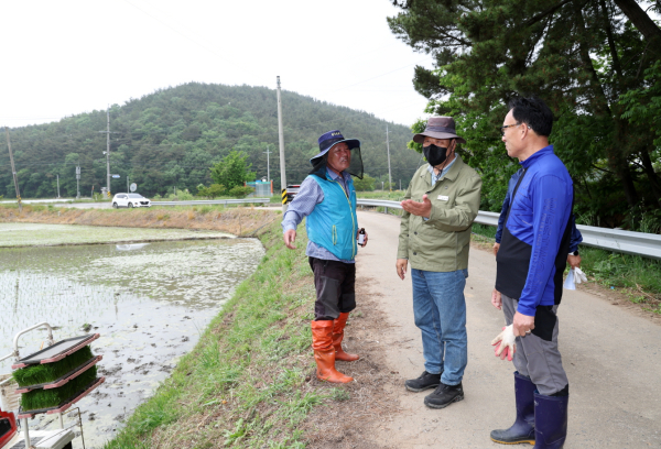 가세로 군수 모내기 현장 방문 (원북면 반계리)
