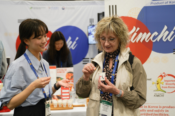 멜번 로타리 컨벤션 연계 김치 홍보관 운영 현장