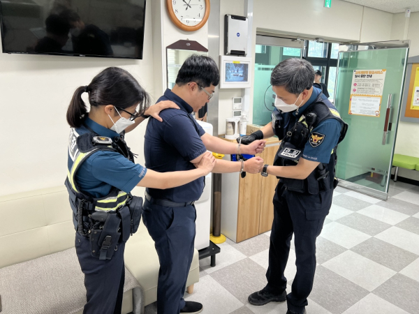 상반기 특이민원 대응 모의훈련 실시(대전동부교육지원청) 사진