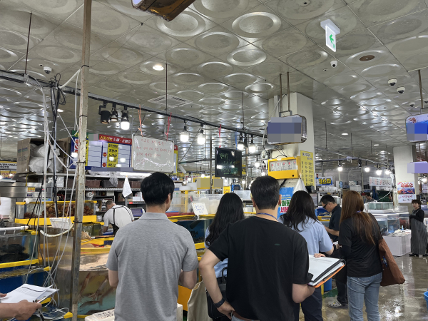 수입수산물 원산지 단속 모습