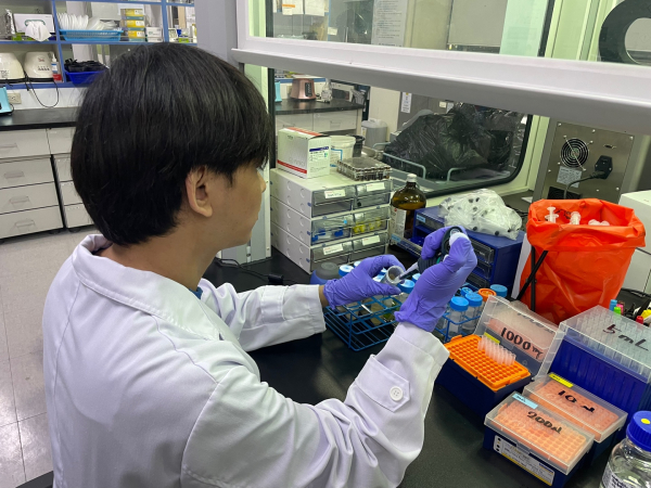 농산물 잔류농약 검사 모습