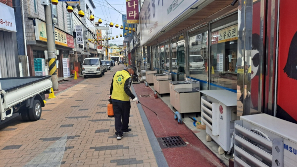 하절기 방역소독 사진