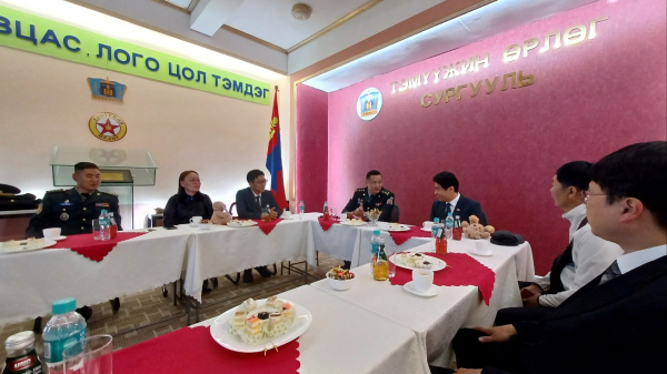 16일 몽골 국방고등학교에서 천안시태조산청소년수련관과 국방고등학교 간 ‘기후변화 공동대응 교류협력’ 업무협약 체결 모습