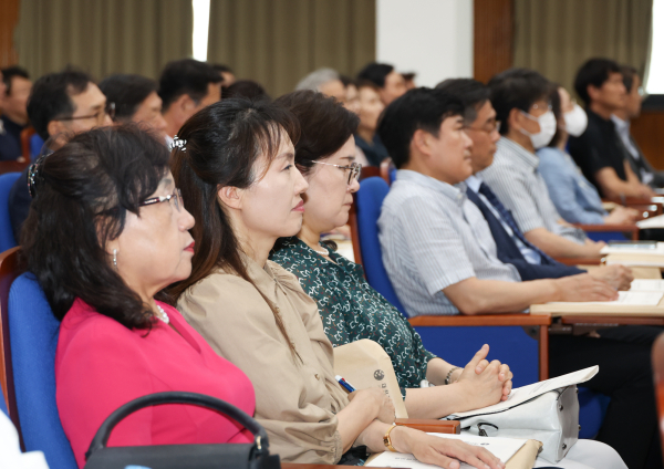 행동강령책임관 대상으로 청렴교육 실시 모습