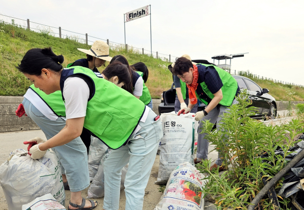 깨끗하고 아름다운 농촌만들기 캠페인 활동사진