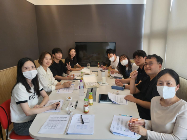 종시교육청 저경력 공무원들이 ‘소소한 학교 회계 배움’에 참여하고 있다.