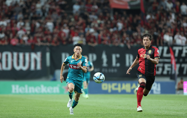 FC서울전 이진현 선수 모습