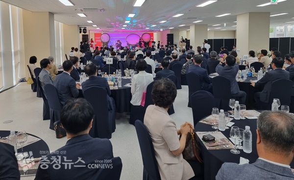 씨젠의료재단 대전충청검사센터 신사옥 이전 행사 모습