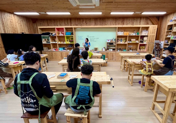 ‘다함께 뚝딱뚝딱! 목공예 체험‘ 운영