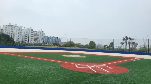 중톤근린공원 리틀야구장 시설 개선