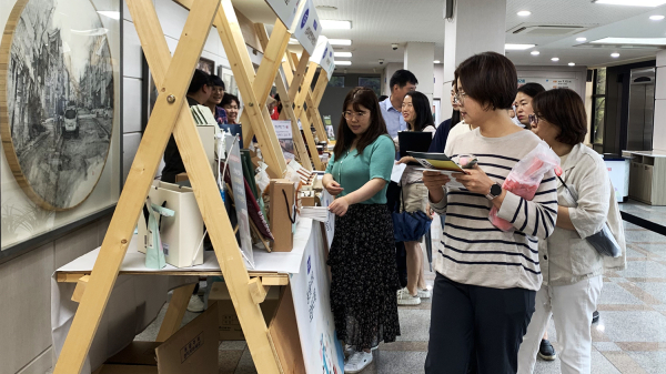 13일 서산시 문화회관에서 열린 ‘사회적경제 공공구매 박람회’ 모습