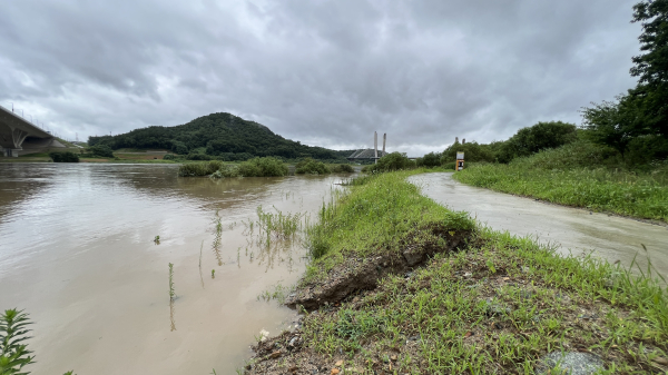 집중호우에 따른 합강캠핑장 인근 하천 수위 상승